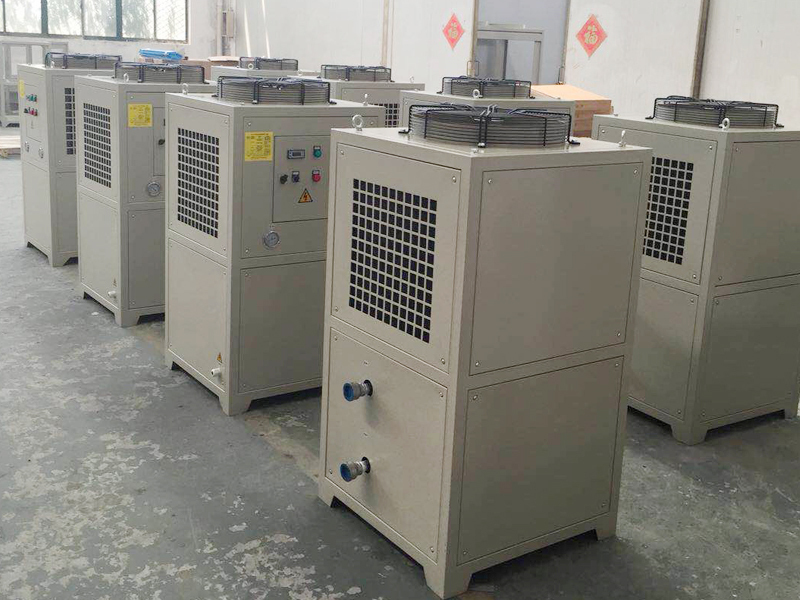 變頻油冷機的出現讓機器控溫更準（zhǔn）確